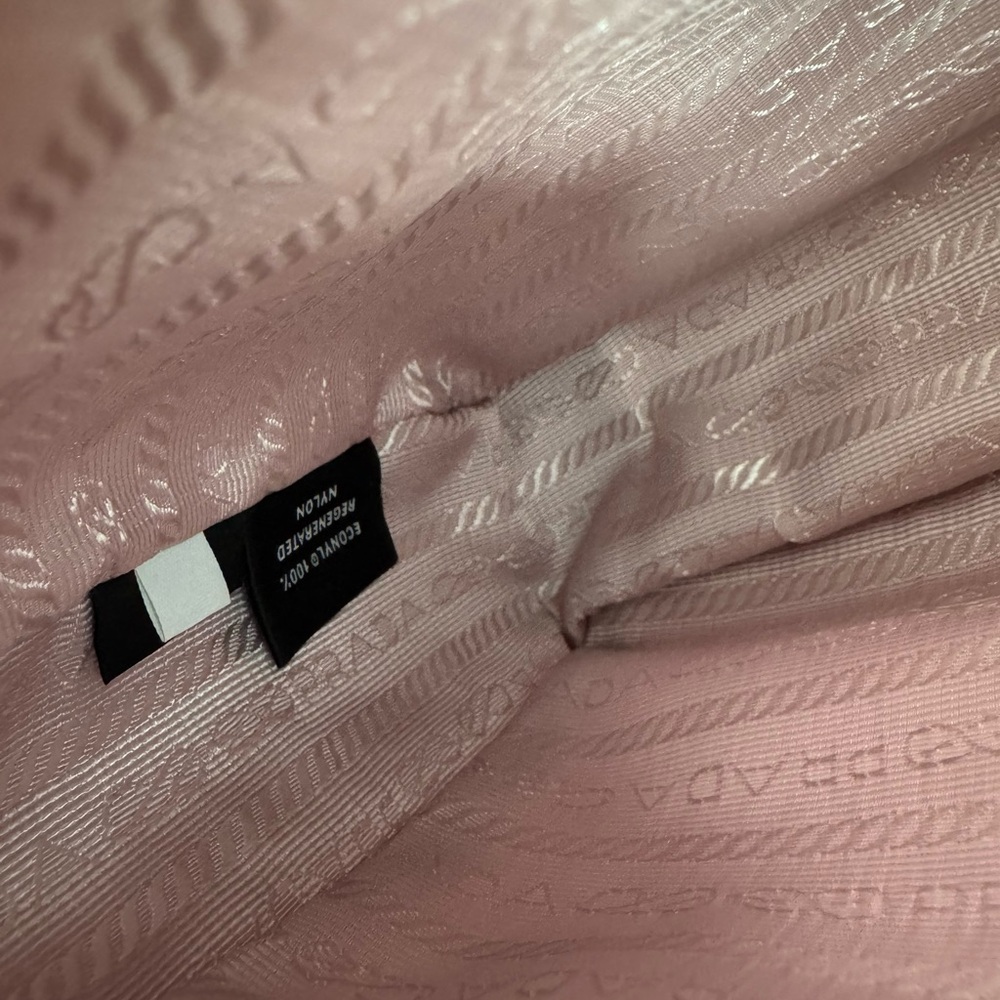 Prada Re-Edition 2005 Re-Nylon and Saffiano mini bag - Picture 8 of 10